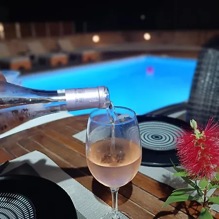 Drosoula 3bdr Private Swimming Pool Apartment Chorafakia